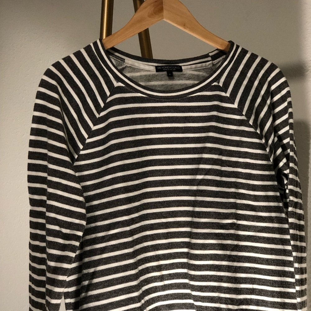 Beyond yoga crew neck sweatshirt